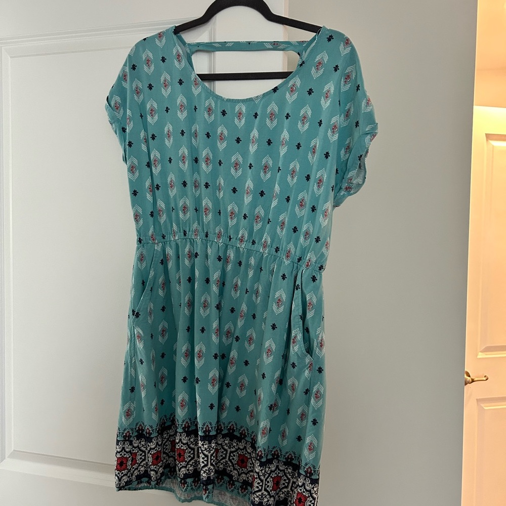Brand Pink Republic, pattern dress